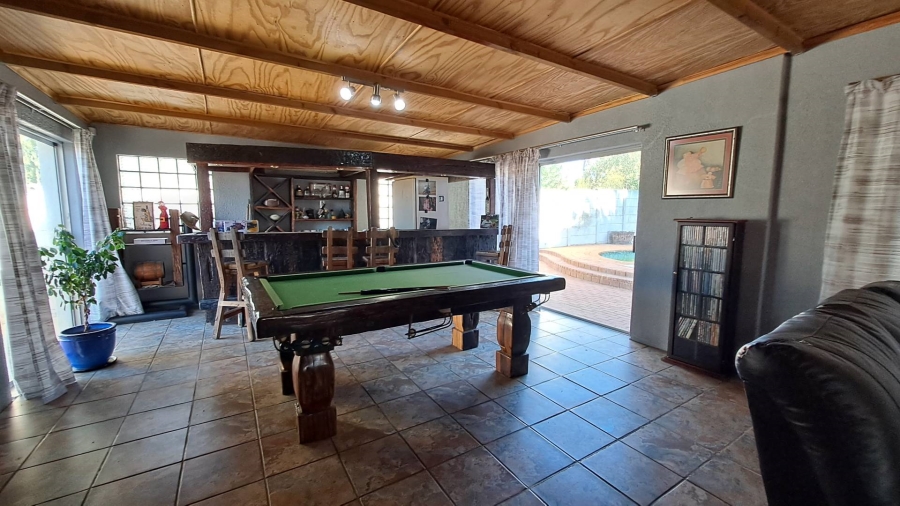 5 Bedroom Property for Sale in Amandelrug Western Cape